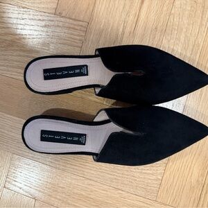 Steven By Steve Madden Black Pointed-Toe Slip-On Mules with Notch